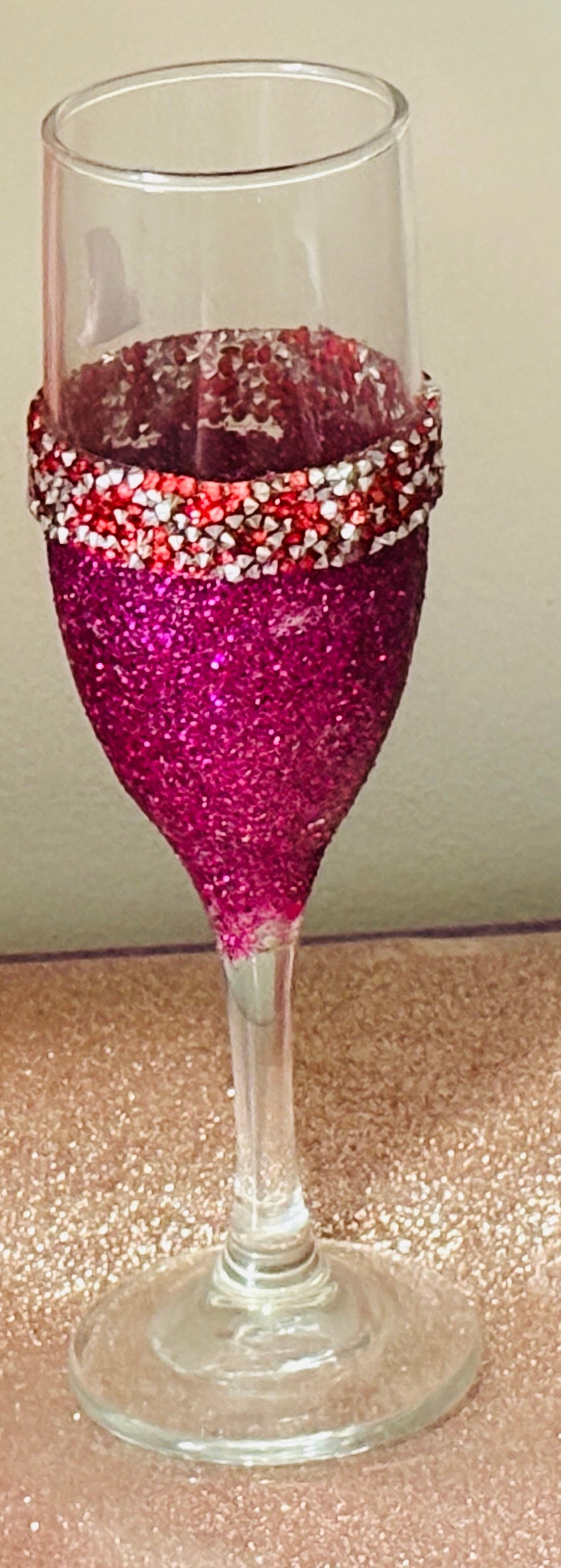 Glitter Wine Glasses image 2